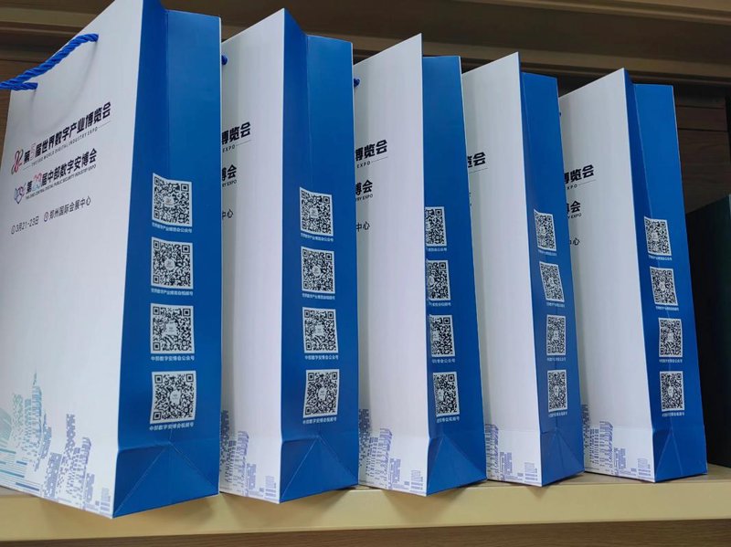 设计宣传单的未来趋势：创意与科技的融合